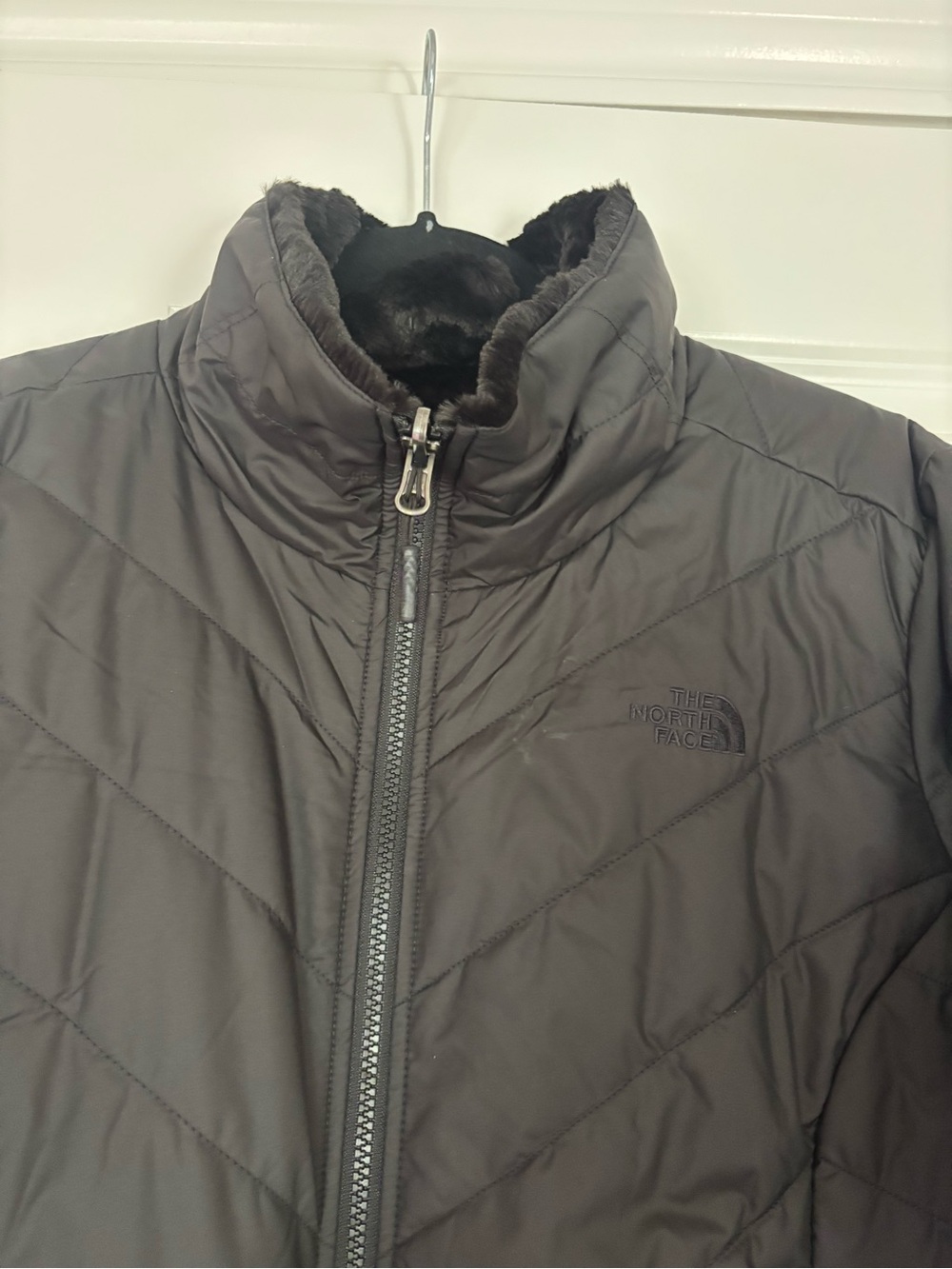The North Face Black Insulated Zip-Front Jacket Reversible - Picture 3 of 7